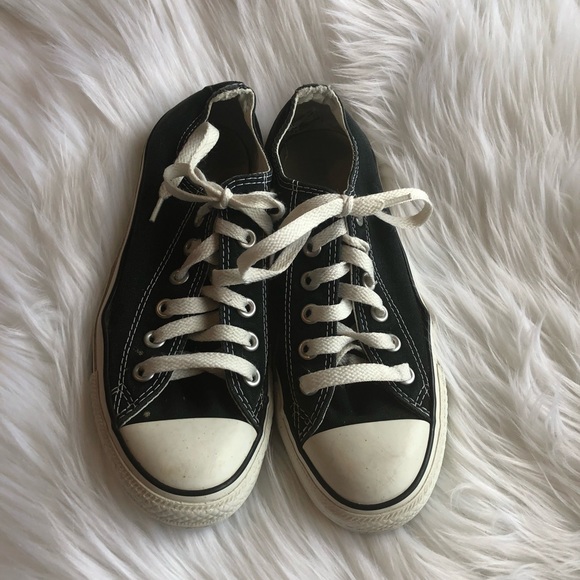 Converse Shoes - Black converse women’s 7 1/2